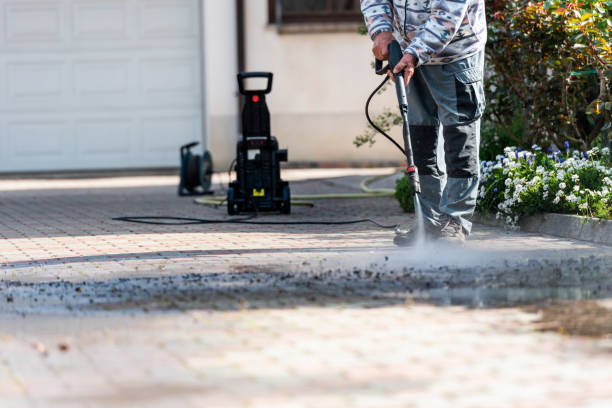 Best Garage Pressure Washing  in Mount Wolf, PA